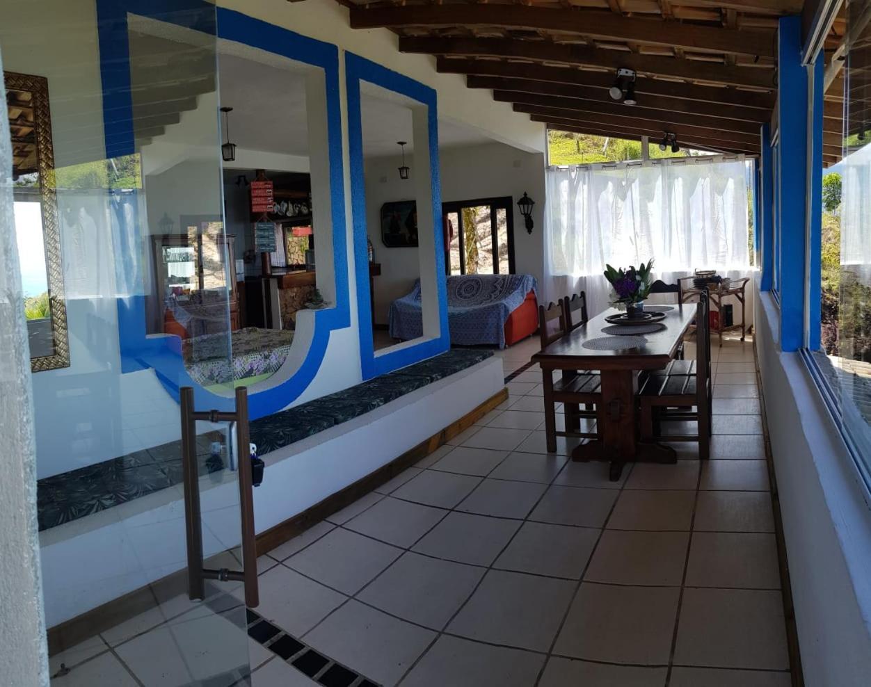 Vila Lia Sao Sebastiao  Pokoj fotografie